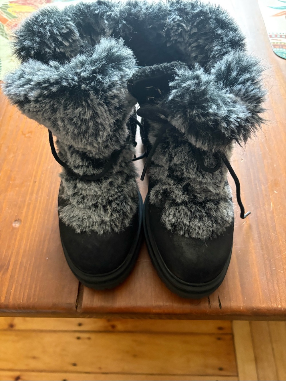 Steve Madden Black and Grey Faux-Fur Winter Lace-Up Boots